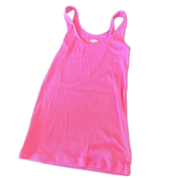 OLD Navy Slim Fit Tank Top in Pink size M - Picture 1 of 3